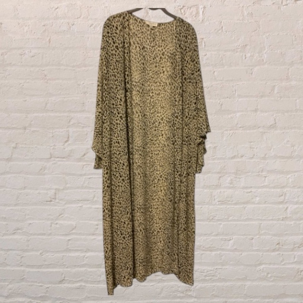 Women's Umgee Leopard Print Sheer Kimono Shrug 1X Cream Black